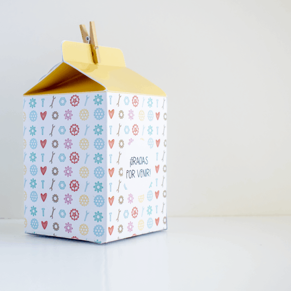 CAJITA MILK MIDI SHAKER PERSONALIZADA